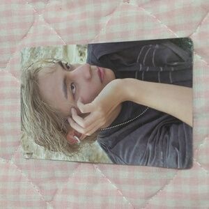 BTS V Layover Target Exclusive Photocard